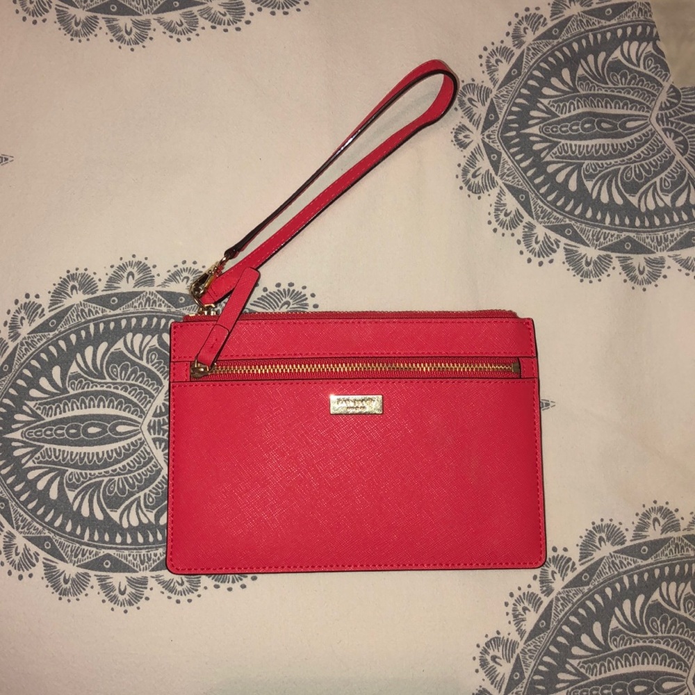 Coral Kate Spade wristlet